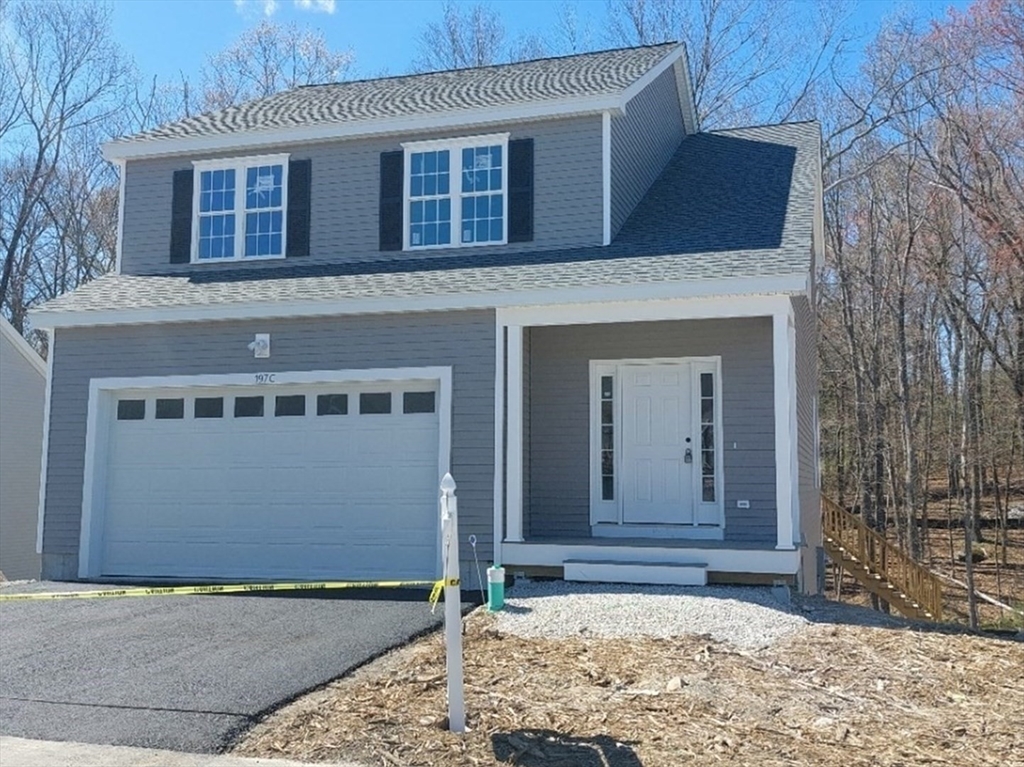 16C Crownshield, Uxbridge, Massachusetts, 3 Bedrooms Bedrooms, 7 Rooms Rooms,2.5 BathroomsBathrooms,Residential,For Sale,Crownshield,73496618