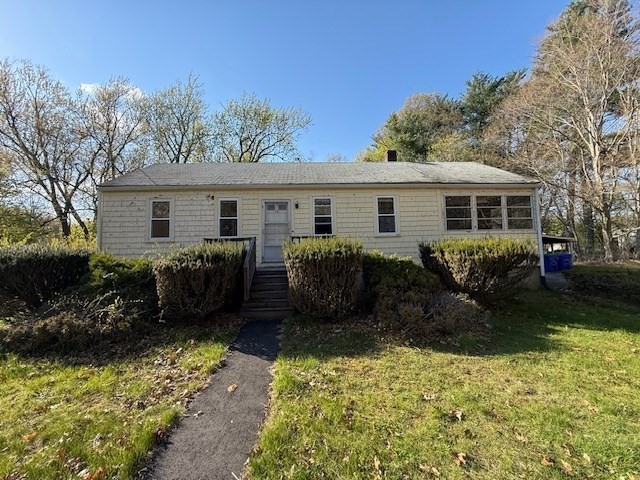 48 Forest St., Rockland, Massachusetts, 4 Bedrooms Bedrooms, 7 Rooms Rooms,2 BathroomsBathrooms,Residential,For Sale,Forest St.,73512480