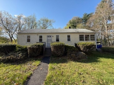48 Forest St., Rockland, Massachusetts, 4 Bedrooms Bedrooms, 7 Rooms Rooms,2 BathroomsBathrooms,Residential,For Sale,Forest St.,73512480 48 Forest St., Rockland, Massachusetts, 4 Bedrooms Bedrooms, 7 Rooms Rooms,2 BathroomsBathrooms,Residential,For Sale,Forest St.,73512480
