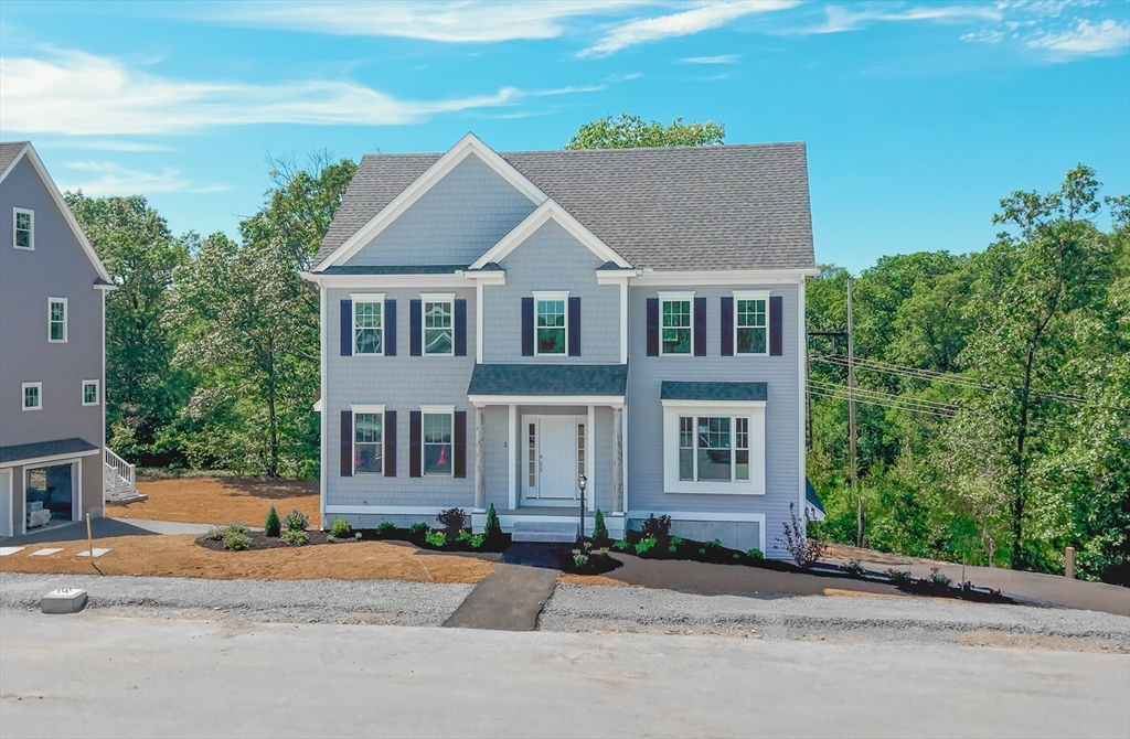 11 Strongwater Drive, Salem, Massachusetts, 3 Bedrooms Bedrooms, 8 Rooms Rooms,2.5 BathroomsBathrooms,Residential,For Sale,Strongwater Drive,73471255