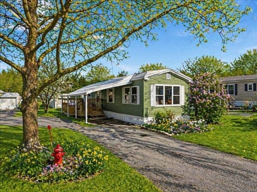 9 Valley Forge, Taunton, Massachusetts, 2 Bedrooms Bedrooms, 5 Rooms Rooms,1 BathroomBathrooms,Residential,For Sale,Valley Forge,73472512
