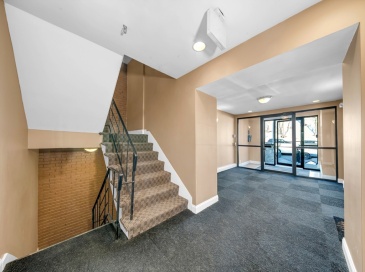 44 Lafayette Ave, Chelsea, Massachusetts, 2 Bedrooms Bedrooms, 4 Rooms Rooms,1 BathroomBathrooms,Residential,For Sale,Lafayette Ave,73477861