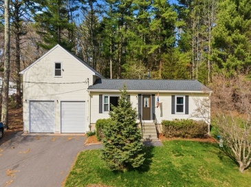 47 Center St, Westport, Massachusetts, 2 Bedrooms Bedrooms, 4 Rooms Rooms,1 BathroomBathrooms,Residential,For Sale,Center St,73507793 47 Center St, Westport, Massachusetts, 2 Bedrooms Bedrooms, 4 Rooms Rooms,1 BathroomBathrooms,Residential,For Sale,Center St,73507793