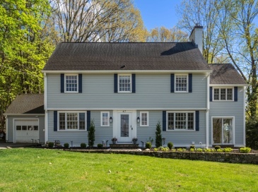 47 Indian Head Rd, Framingham, Massachusetts, 4 Bedrooms Bedrooms, 10 Rooms Rooms,4 BathroomsBathrooms,Residential,For Sale,Indian Head Rd,73512992 47 Indian Head Rd, Framingham, Massachusetts, 4 Bedrooms Bedrooms, 10 Rooms Rooms,4 BathroomsBathrooms,Residential,For Sale,Indian Head Rd,73512992