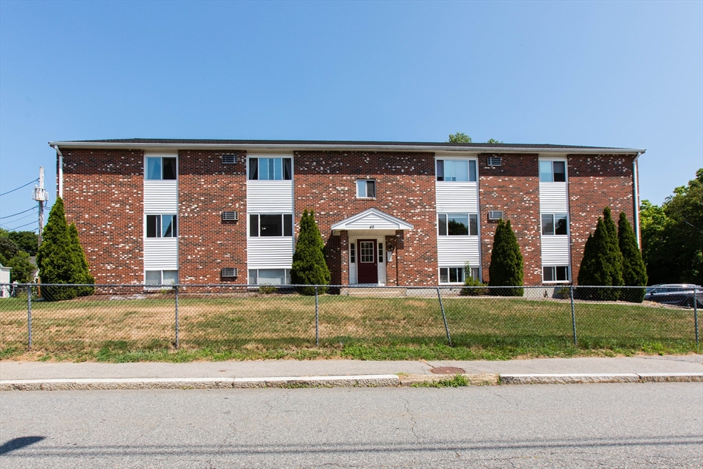 42 Fisher Street, North Attleboro, Massachusetts, 1 Bedroom Bedrooms, 3 Rooms Rooms,1 BathroomBathrooms,Residential Lease,For Rent,Fisher Street,73537568