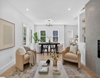131 Hudson Street, Somerville, Massachusetts, 2 Bedrooms Bedrooms, 5 Rooms Rooms,2 BathroomsBathrooms,Residential,For Sale,Hudson Street,73537496