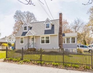 14 Greenville St, Billerica, Massachusetts, 4 Bedrooms Bedrooms, 8 Rooms Rooms,2 BathroomsBathrooms,Residential,For Sale,Greenville St,73537525