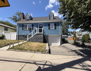 643 Boston St, Lynn, Massachusetts, 4 Bedrooms Bedrooms, 5 Rooms Rooms,3.5 BathroomsBathrooms,Residential,For Sale,Boston St,73537616