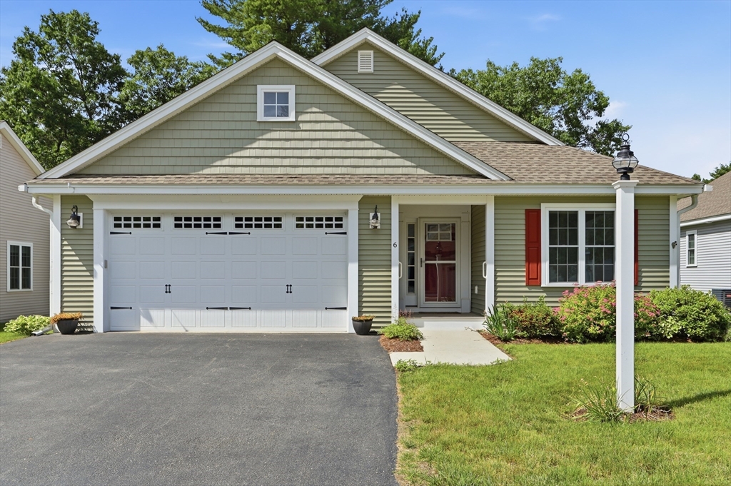 6 Bluebird Way, Littleton, Massachusetts, 2 Bedrooms Bedrooms, 4 Rooms Rooms,2 BathroomsBathrooms,Residential,For Sale,Bluebird Way,73537636