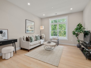 7 Cross St, Wilmington, Massachusetts, 1 Bedroom Bedrooms, 4 Rooms Rooms,1 BathroomBathrooms,Residential,For Sale,Cross St,73537642 7 Cross St, Wilmington, Massachusetts, 1 Bedroom Bedrooms, 4 Rooms Rooms,1 BathroomBathrooms,Residential,For Sale,Cross St,73537642