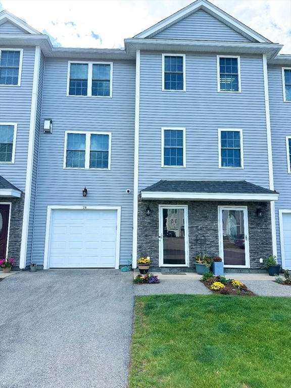 2 Starfish Way, Salisbury, Massachusetts, 2 Bedrooms Bedrooms, 6 Rooms Rooms,1.5 BathroomsBathrooms,Residential,For Sale,Starfish Way,73537683