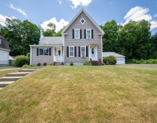 4 Star Ave, Middleboro, Massachusetts, 4 Bedrooms Bedrooms, 8 Rooms Rooms,2 BathroomsBathrooms,Residential,For Sale,Star Ave,73537865