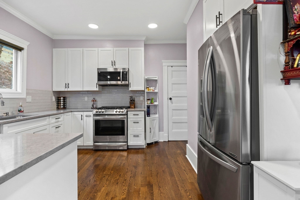 62 Atherton Rd., Brookline, Massachusetts, 2 Bedrooms Bedrooms, 6 Rooms Rooms,2 BathroomsBathrooms,Residential Lease,For Rent,Atherton Rd.,73537659
