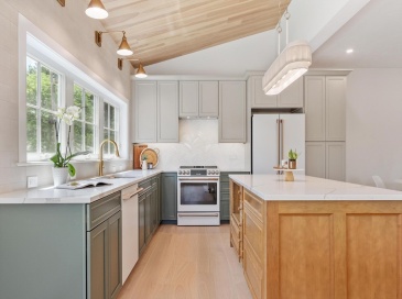 60 Neillian Street, Bedford, Massachusetts, 4 Bedrooms Bedrooms, 9 Rooms Rooms,3.5 BathroomsBathrooms,Residential,For Sale,Neillian Street,73537672