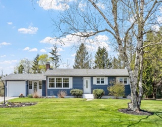 8 Burtenmare Circle, Paxton, Massachusetts, 3 Bedrooms Bedrooms, 9 Rooms Rooms,1.5 BathroomsBathrooms,Residential,For Sale,Burtenmare Circle,73510649