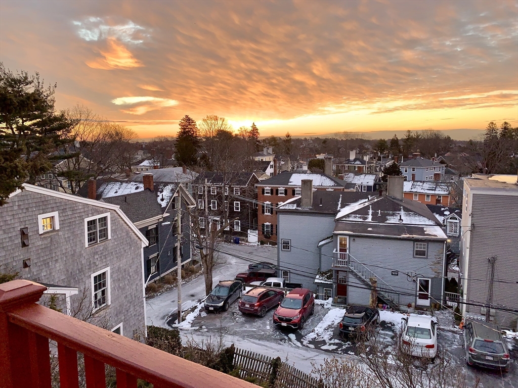 14 Nicholson Hill, Marblehead, Massachusetts, 1 Bedroom Bedrooms, 4 Rooms Rooms,1 BathroomBathrooms,Residential Lease,For Rent,Nicholson Hill,73511800