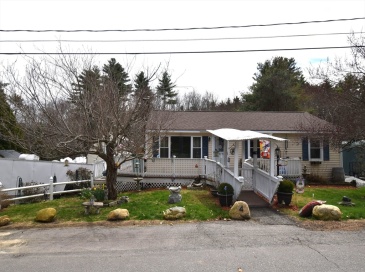 4 Independence Ave., Kingston, New Hampshire, 2 Bedrooms Bedrooms, 9 Rooms Rooms,1.5 BathroomsBathrooms,Residential,For Sale,Independence Ave.,73509203