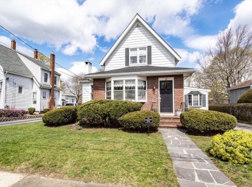 157 Warren Ave, Whitman, Massachusetts, 4 Bedrooms Bedrooms, 8 Rooms Rooms,2 BathroomsBathrooms,Residential,For Sale,Warren Ave,73506871 157 Warren Ave, Whitman, Massachusetts, 4 Bedrooms Bedrooms, 8 Rooms Rooms,2 BathroomsBathrooms,Residential,For Sale,Warren Ave,73506871