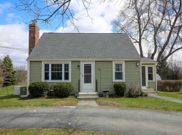 249 Pleasant Street, Lunenburg, Massachusetts, 3 Bedrooms Bedrooms, 6 Rooms Rooms,1 BathroomBathrooms,Residential,For Sale,Pleasant Street,73506470 249 Pleasant Street, Lunenburg, Massachusetts, 3 Bedrooms Bedrooms, 6 Rooms Rooms,1 BathroomBathrooms,Residential,For Sale,Pleasant Street,73506470