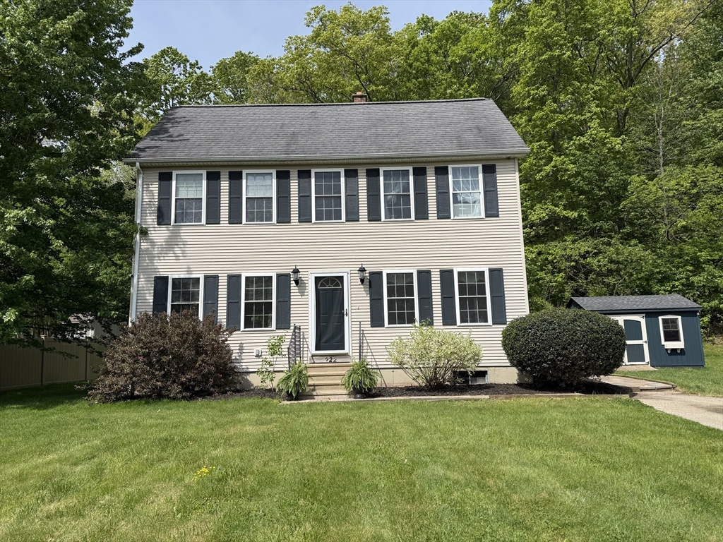 222 Bridge St, Warren, Massachusetts, 3 Bedrooms Bedrooms, 7 Rooms Rooms,2.5 BathroomsBathrooms,Residential,For Sale,Bridge St,73515616