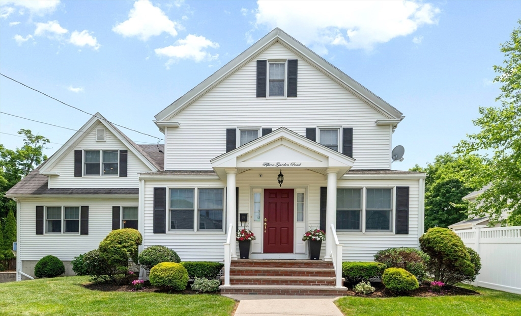 15 Garden Road, Stoneham, Massachusetts, 5 Bedrooms Bedrooms, 10 Rooms Rooms,2 BathroomsBathrooms,Residential,For Sale,Garden Road,73537876