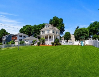567 Canton Ave, Milton, Massachusetts, 3 Bedrooms Bedrooms, 7 Rooms Rooms,1.5 BathroomsBathrooms,Residential,For Sale,Canton Ave,73537767