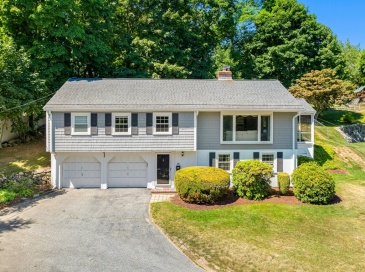 38 Robinhood Rd, Winchester, Massachusetts, 3 Bedrooms Bedrooms, 8 Rooms Rooms,2 BathroomsBathrooms,Residential,For Sale,Robinhood Rd,73537786 38 Robinhood Rd, Winchester, Massachusetts, 3 Bedrooms Bedrooms, 8 Rooms Rooms,2 BathroomsBathrooms,Residential,For Sale,Robinhood Rd,73537786