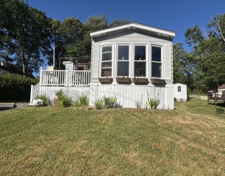 301 Bulgarmarsh Road, Tiverton, Rhode Island, 2 Bedrooms Bedrooms, 4 Rooms Rooms,1 BathroomBathrooms,Residential,For Sale,Bulgarmarsh Road,73538168