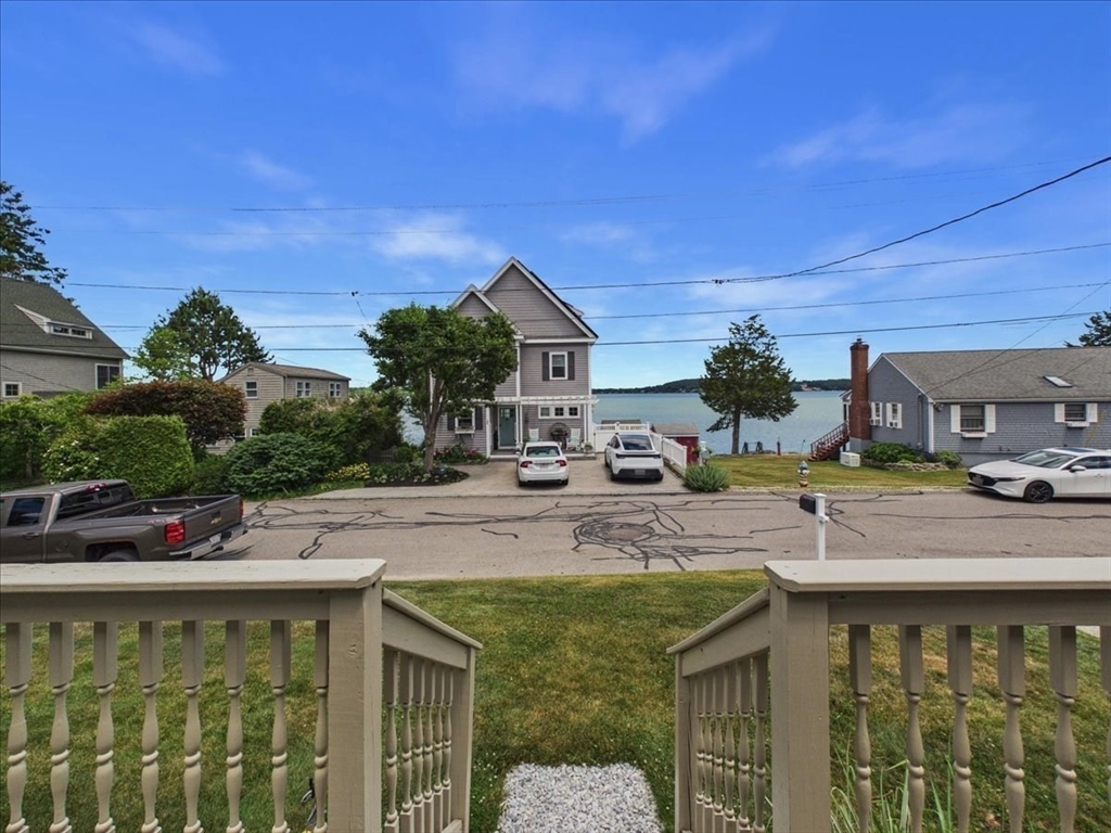15 Shore Dr, Kingston, Massachusetts, 2 Bedrooms Bedrooms, 5 Rooms Rooms,1 BathroomBathrooms,Residential,For Sale,Shore Dr,73537881