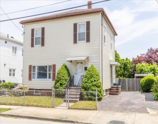 51 Flint St, Lynn, Massachusetts, 3 Bedrooms Bedrooms, 6 Rooms Rooms,1.5 BathroomsBathrooms,Residential,For Sale,Flint St,73537904
