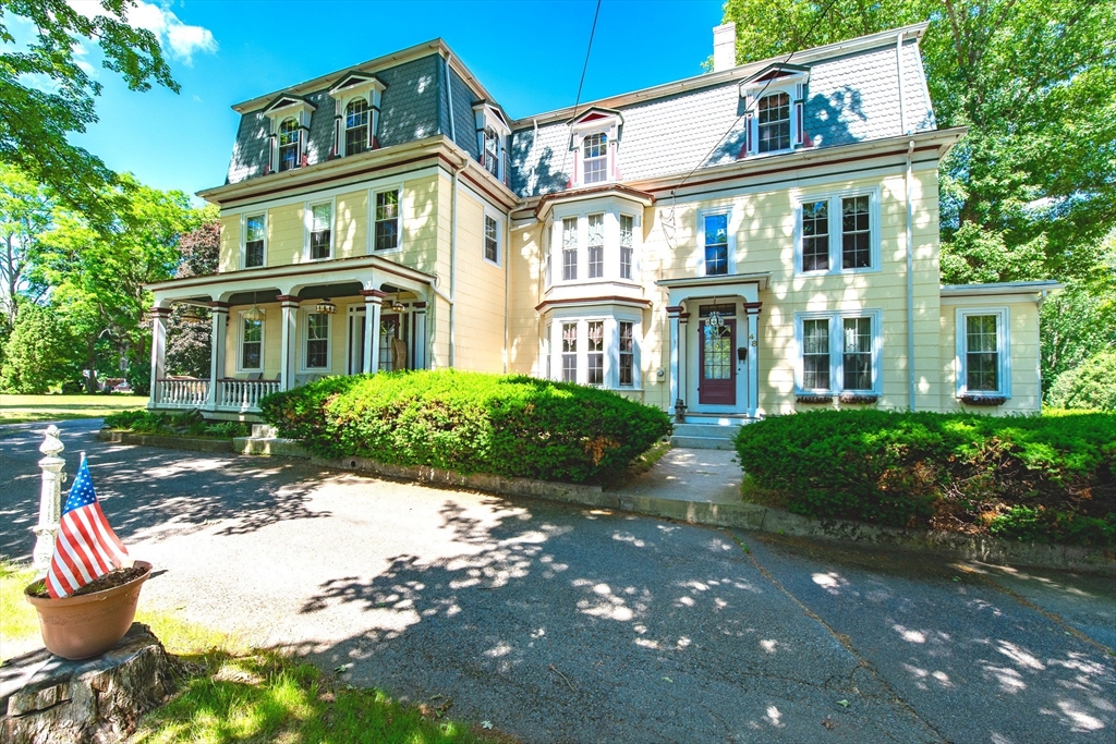 48 Mendon St., Blackstone, Massachusetts, 7 Bedrooms Bedrooms, 15 Rooms Rooms,4.5 BathroomsBathrooms,Residential,For Sale,Mendon St.,73537523