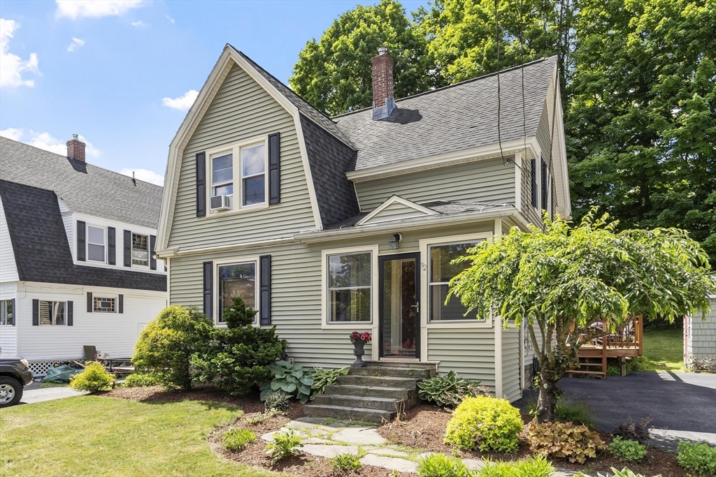 92 Tisdale St, Leominster, Massachusetts, 3 Bedrooms Bedrooms, 6 Rooms Rooms,1 BathroomBathrooms,Residential,For Sale,Tisdale St,73538261