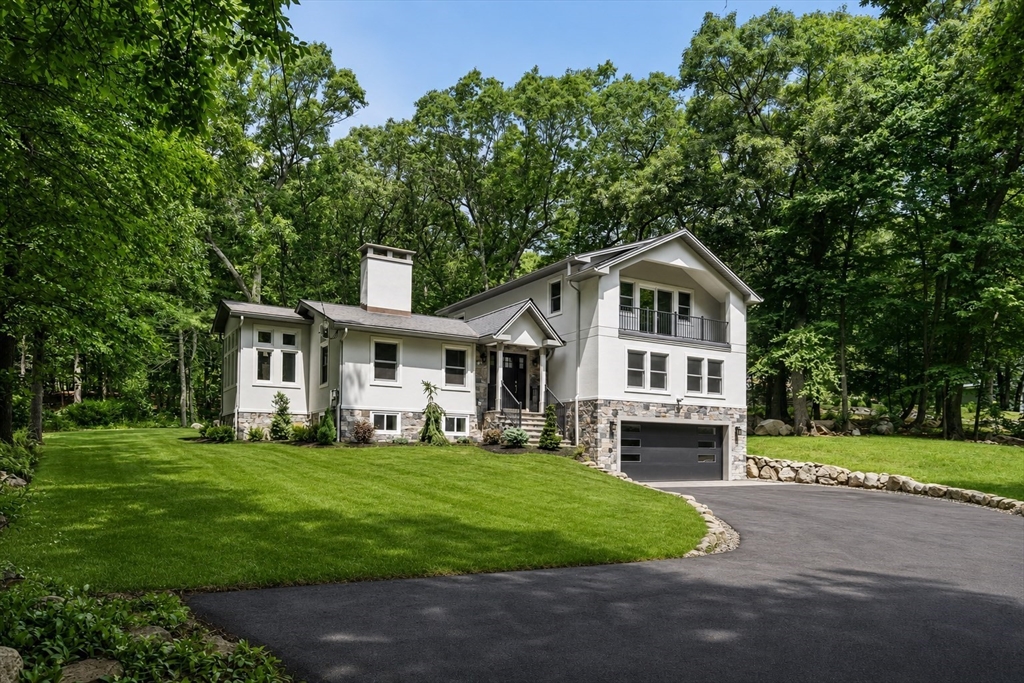 184 Bedford Rd, Lincoln, Massachusetts, 4 Bedrooms Bedrooms, 7 Rooms Rooms,3.5 BathroomsBathrooms,Residential,For Sale,Bedford Rd,73537717