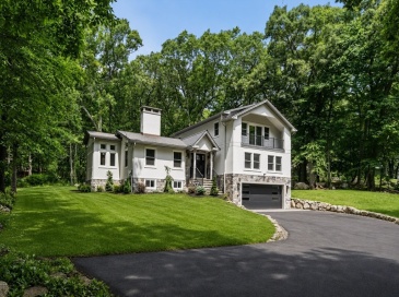 184 Bedford Rd, Lincoln, Massachusetts, 4 Bedrooms Bedrooms, 7 Rooms Rooms,3.5 BathroomsBathrooms,Residential,For Sale,Bedford Rd,73537717