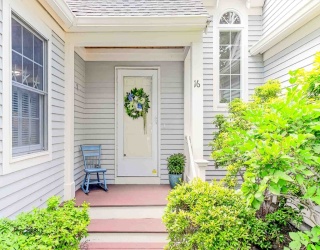 16 Gold Leaf Ln, Mashpee, Massachusetts, 2 Bedrooms Bedrooms, 6 Rooms Rooms,2.5 BathroomsBathrooms,Residential,For Sale,Gold Leaf Ln,73537723