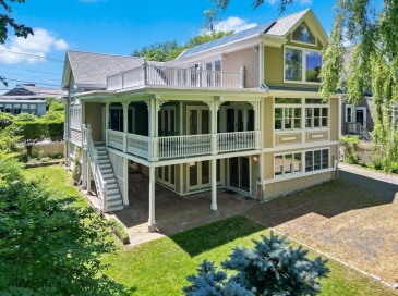 174 Willow Rd, Nahant, Massachusetts, 5 Bedrooms Bedrooms, 7 Rooms Rooms,3.5 BathroomsBathrooms,Residential,For Sale,Willow Rd,73537579 174 Willow Rd, Nahant, Massachusetts, 5 Bedrooms Bedrooms, 7 Rooms Rooms,3.5 BathroomsBathrooms,Residential,For Sale,Willow Rd,73537579