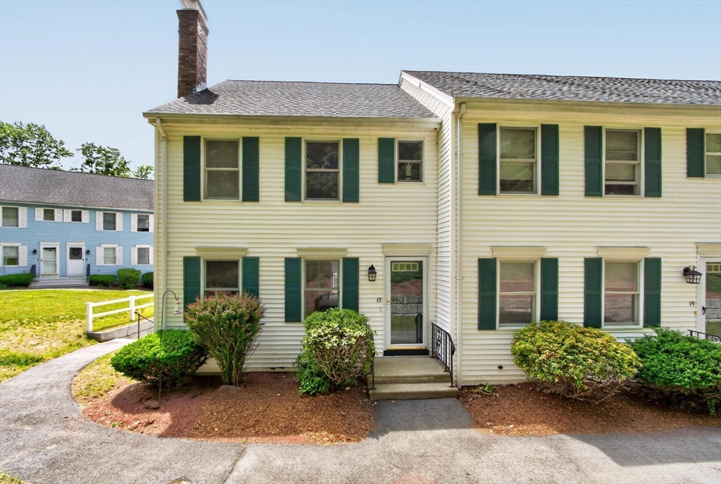 15 Century Way, Gardner, Massachusetts, 2 Bedrooms Bedrooms, 5 Rooms Rooms,1.5 BathroomsBathrooms,Residential,For Sale,Century Way,73537957