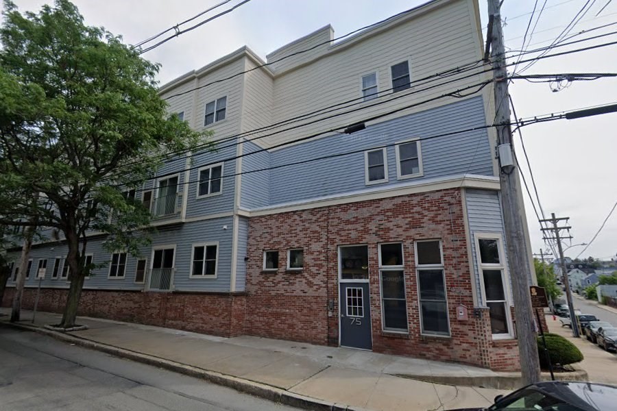 75 Walnut St, Peabody, Massachusetts, 2 Bedrooms Bedrooms, 7 Rooms Rooms,2 BathroomsBathrooms,Residential,For Sale,Walnut St,73537955
