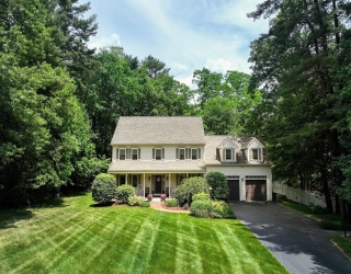 17 Kiley Way, Pembroke, Massachusetts, 4 Bedrooms Bedrooms, 10 Rooms Rooms,2.5 BathroomsBathrooms,Residential,For Sale,Kiley Way,73538075
