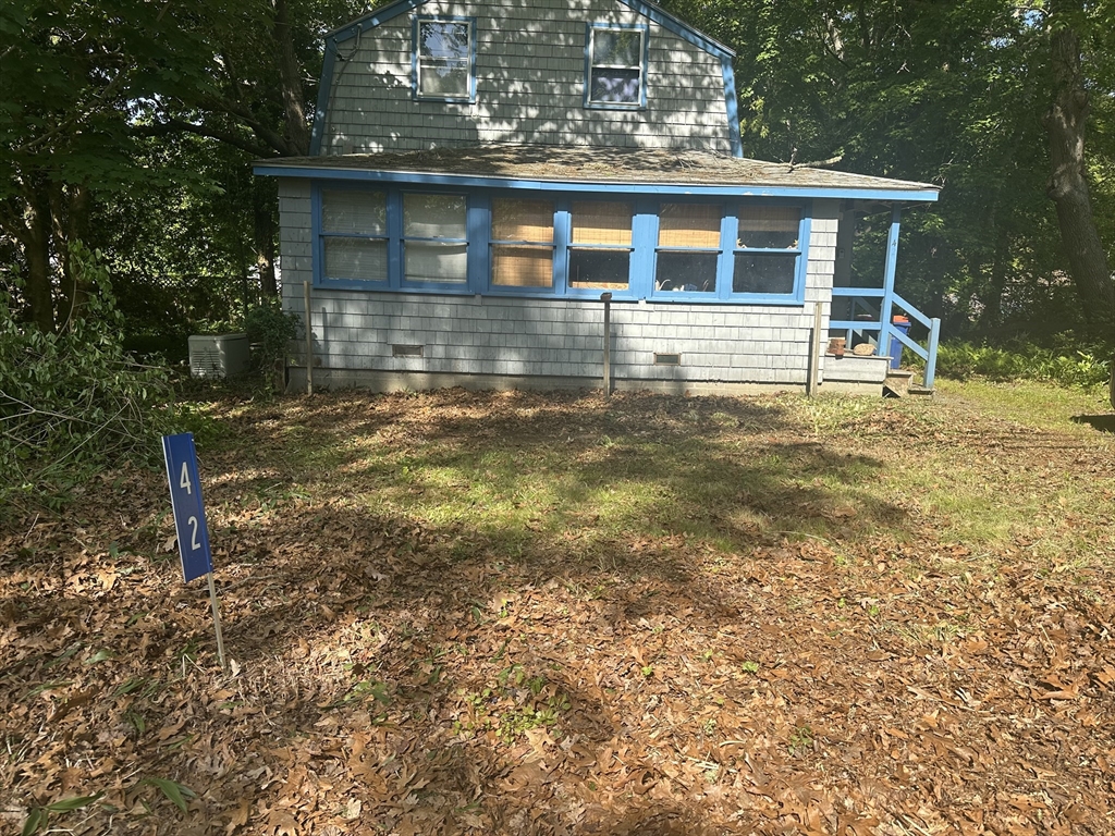 42 Brandt Beach Ave, Mattapoisett, Massachusetts, 3 Bedrooms Bedrooms, 5 Rooms Rooms,1.5 BathroomsBathrooms,Residential,For Sale,Brandt Beach Ave,73538085