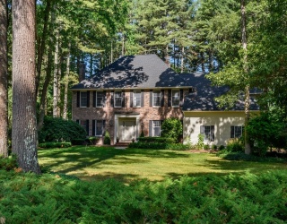 41 Phillips Rd, Sudbury, Massachusetts, 4 Bedrooms Bedrooms, 11 Rooms Rooms,3.5 BathroomsBathrooms,Residential,For Sale,Phillips Rd,73538108