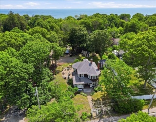 802 State Rd, Plymouth, Massachusetts, 4 Bedrooms Bedrooms, 8 Rooms Rooms,2 BathroomsBathrooms,Residential,For Sale,State Rd,73537577