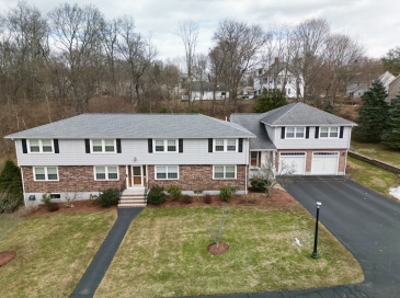 3 Franzone Drive, Haverhill, Massachusetts, 2 Bedrooms Bedrooms, 4 Rooms Rooms,1 BathroomBathrooms,Residential Lease,For Rent,Franzone Drive,73538276 3 Franzone Drive, Haverhill, Massachusetts, 2 Bedrooms Bedrooms, 4 Rooms Rooms,1 BathroomBathrooms,Residential Lease,For Rent,Franzone Drive,73538276