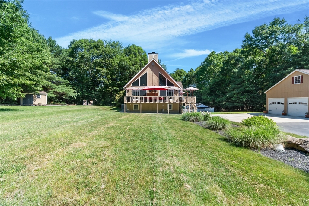 12 Dakel Dr, Freetown, Massachusetts, 3 Bedrooms Bedrooms, 6 Rooms Rooms,2.5 BathroomsBathrooms,Residential,For Sale,Dakel Dr,73538293