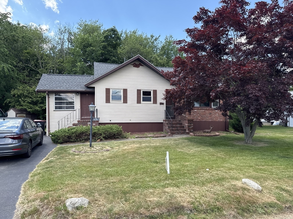 72 Kurland Ave, Brockton, Massachusetts, 4 Bedrooms Bedrooms, 7 Rooms Rooms,2 BathroomsBathrooms,Residential,For Sale,Kurland Ave,73538319