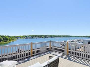 45 Main St, Wareham, Massachusetts, 2 Bedrooms Bedrooms, 5 Rooms Rooms,2 BathroomsBathrooms,Residential,For Sale,Main St,73537969