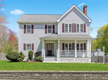 15 Squanto Road, Woburn, Massachusetts, 6 Bedrooms Bedrooms, 9 Rooms Rooms,4 BathroomsBathrooms,Residential,For Sale,Squanto Road,73509034
