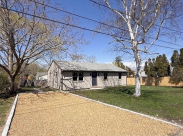 10 Winthrop Avenue, Oak Bluffs, Massachusetts, 3 Bedrooms Bedrooms, 5 Rooms Rooms,2 BathroomsBathrooms,Residential,For Sale,Winthrop Avenue,73503165 10 Winthrop Avenue, Oak Bluffs, Massachusetts, 3 Bedrooms Bedrooms, 5 Rooms Rooms,2 BathroomsBathrooms,Residential,For Sale,Winthrop Avenue,73503165