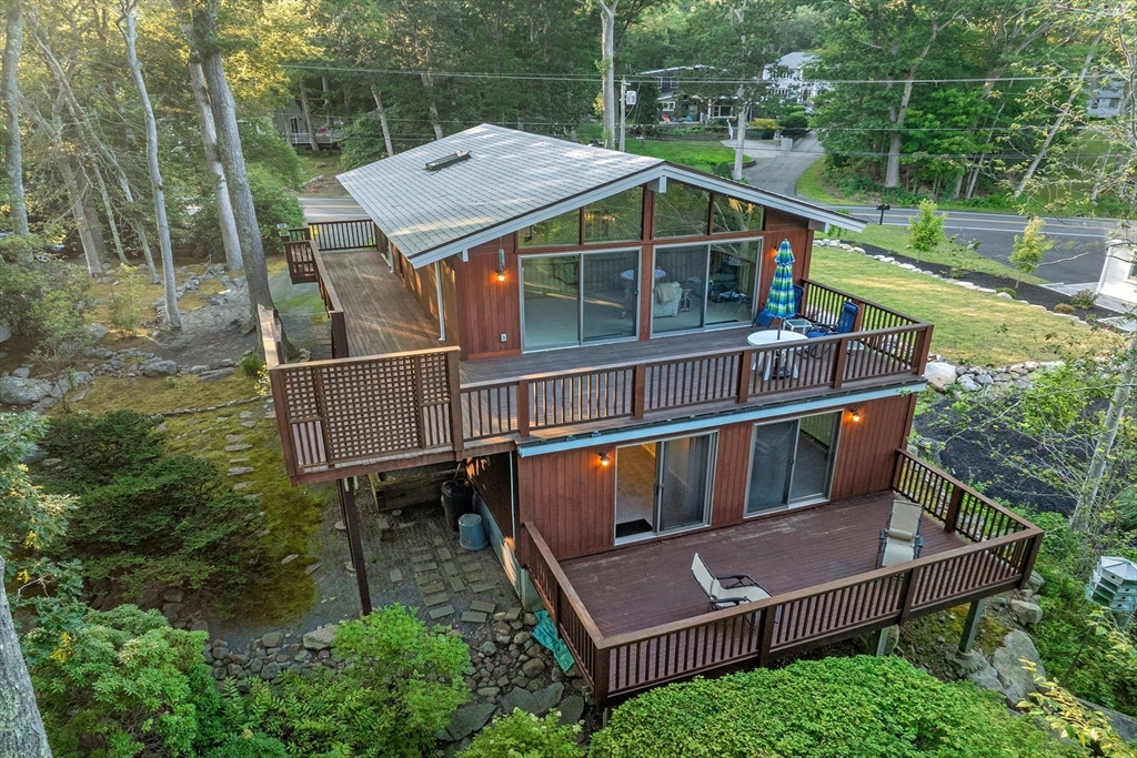 150 Hesperus Ave, Gloucester, Massachusetts, 4 Bedrooms Bedrooms, 10 Rooms Rooms,3 BathroomsBathrooms,Residential,For Sale,Hesperus Ave,73508101