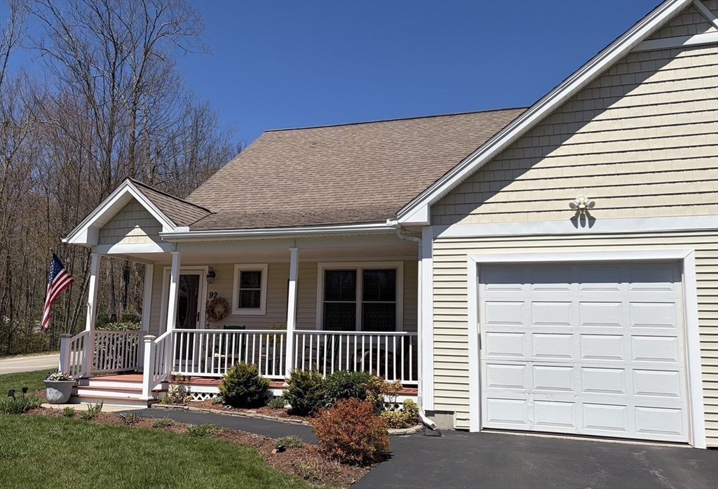 92 Virginia Dr, Leicester, Massachusetts, 2 Bedrooms Bedrooms, 6 Rooms Rooms,2 BathroomsBathrooms,Residential,For Sale,Virginia Dr,73514147